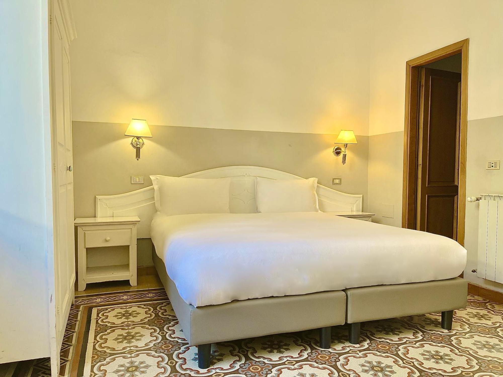 Hotel Duca D'Aosta Florens Exteriör bild