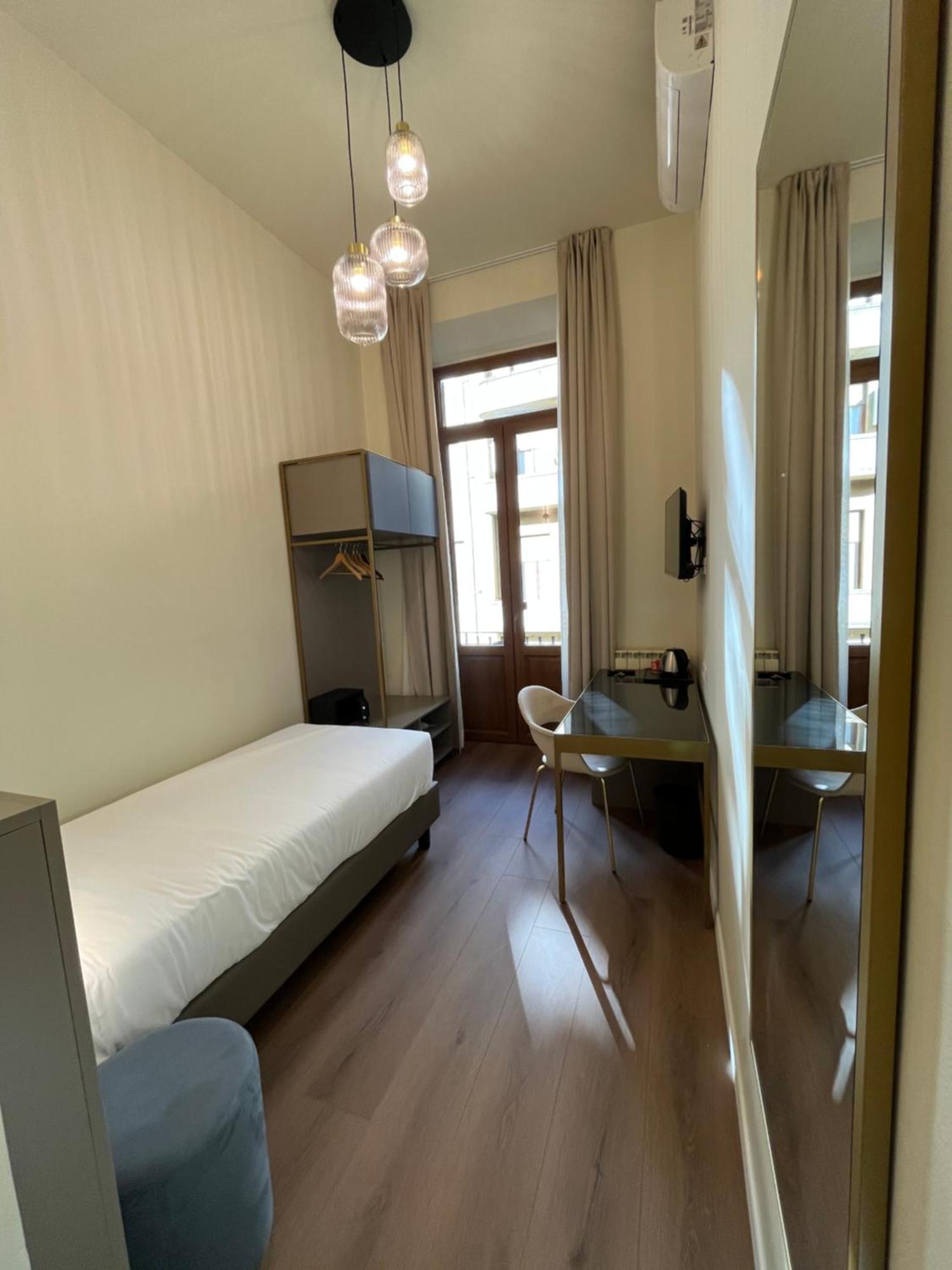 Hotel Duca D'Aosta Florens Exteriör bild
