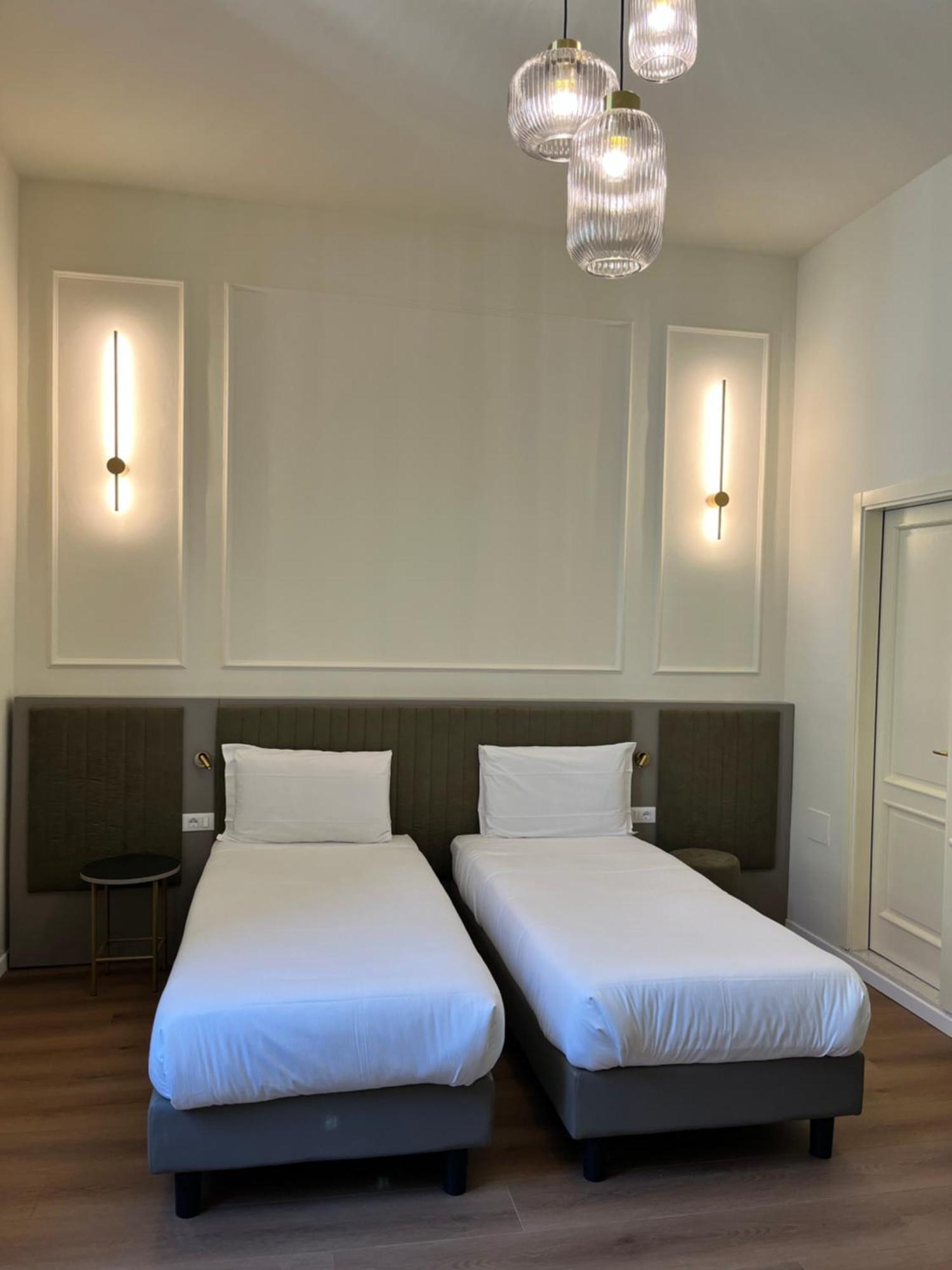 Hotel Duca D'Aosta Florens Exteriör bild