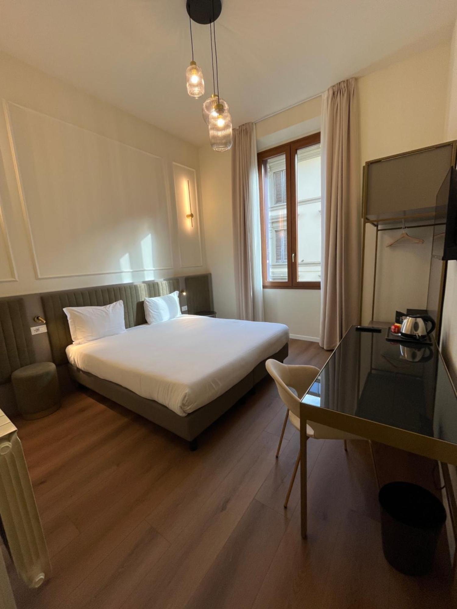 Hotel Duca D'Aosta Florens Exteriör bild